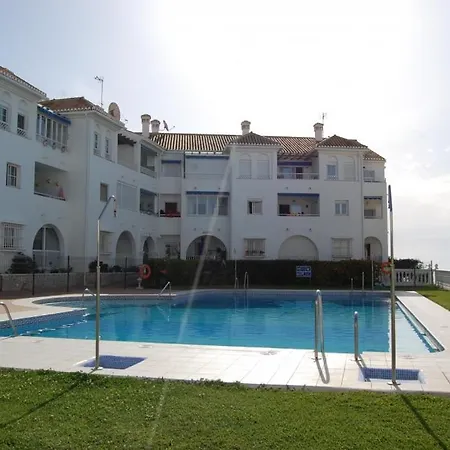 아파트 Fuentes De A21a Vacacional 네르하