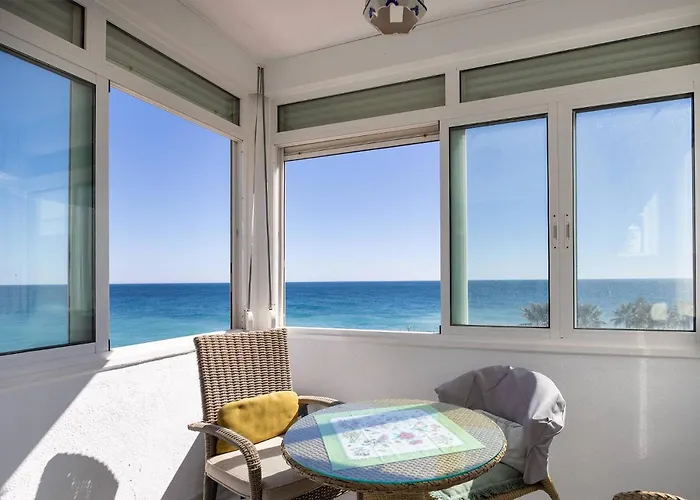 Fuentes De A21a Vacacional * Nerja