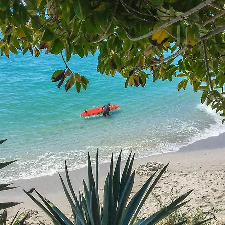 Fuentes De A21a Vacacional * Nerja