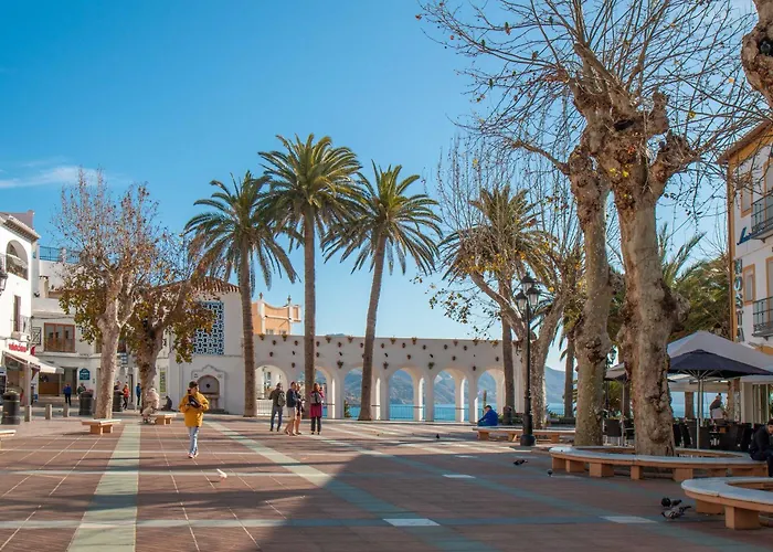 Fuentes De A21a Vacacional * Nerja