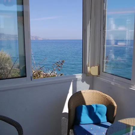 Fuentes De A21a Vacacional ネルハ